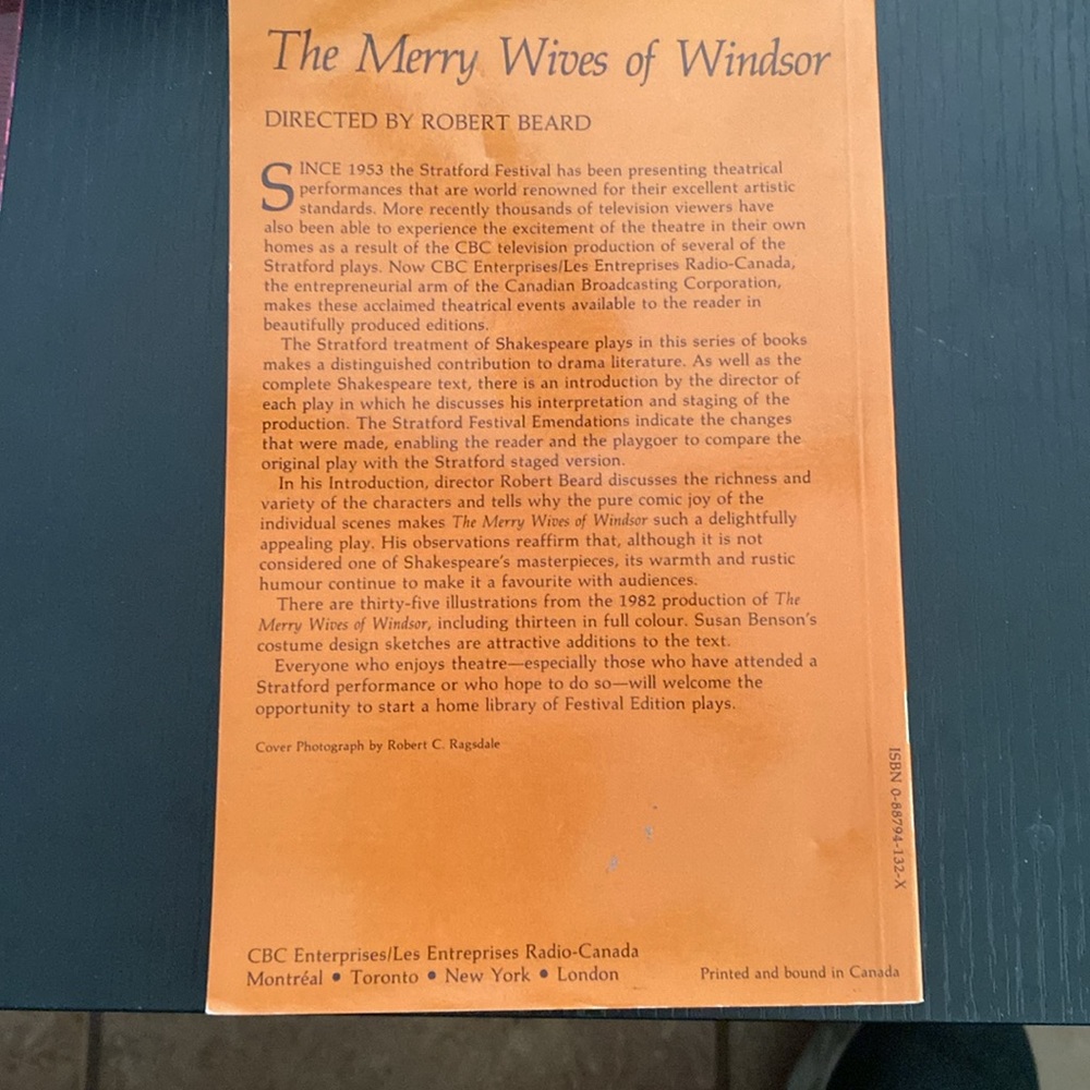 Shakespeare- The Merry Wives Of Windsor (Stratford festival edition) - Picture 2 of 6